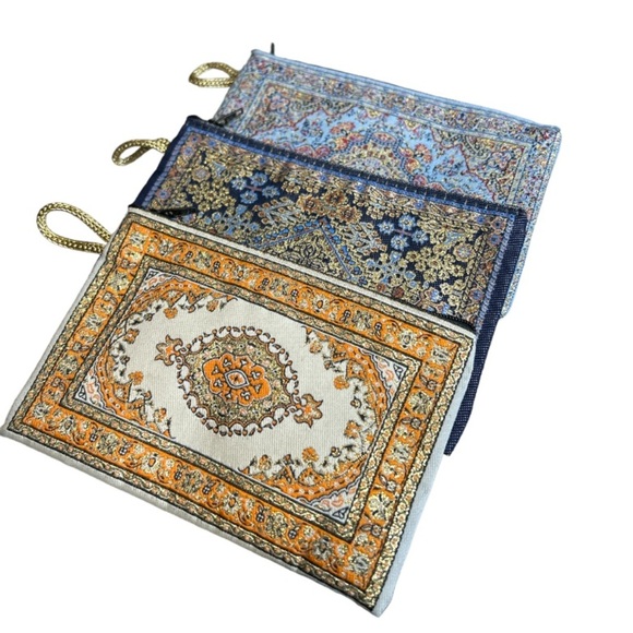 Embroidered Coin Pouch - Picture 9 of 9